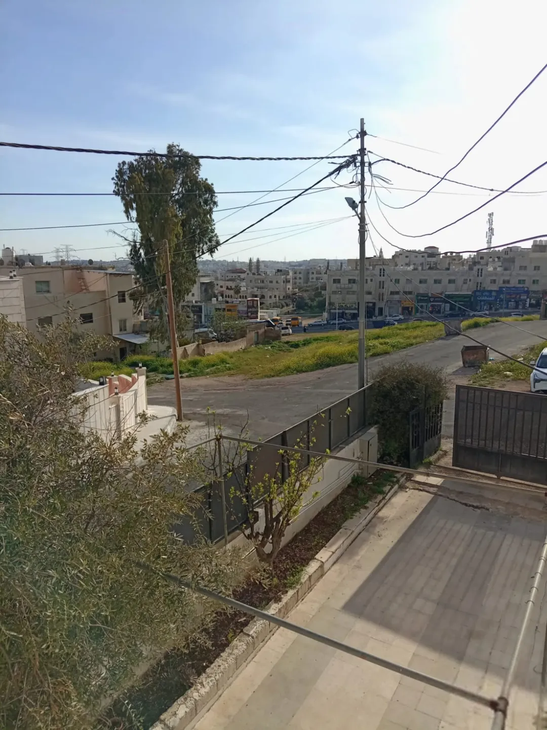 قطعة أرض ساحرة للبيع في موقع استثنائي