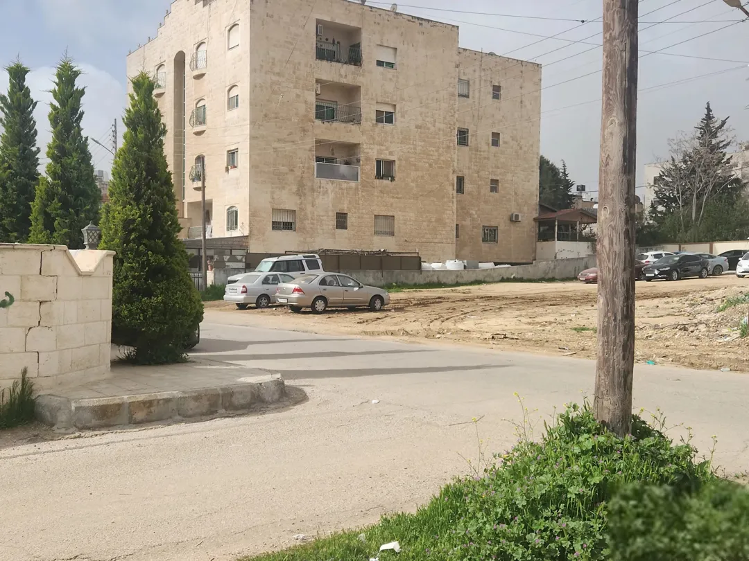 الجندويل قطعة أرض مستقلة أو سكنية في وادي السير