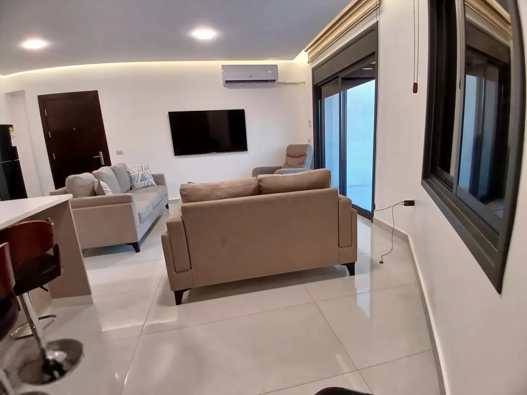 شقة أرضية مفروشة للإيجار في البنيات بالقرب من طريق المطار | ID 917239