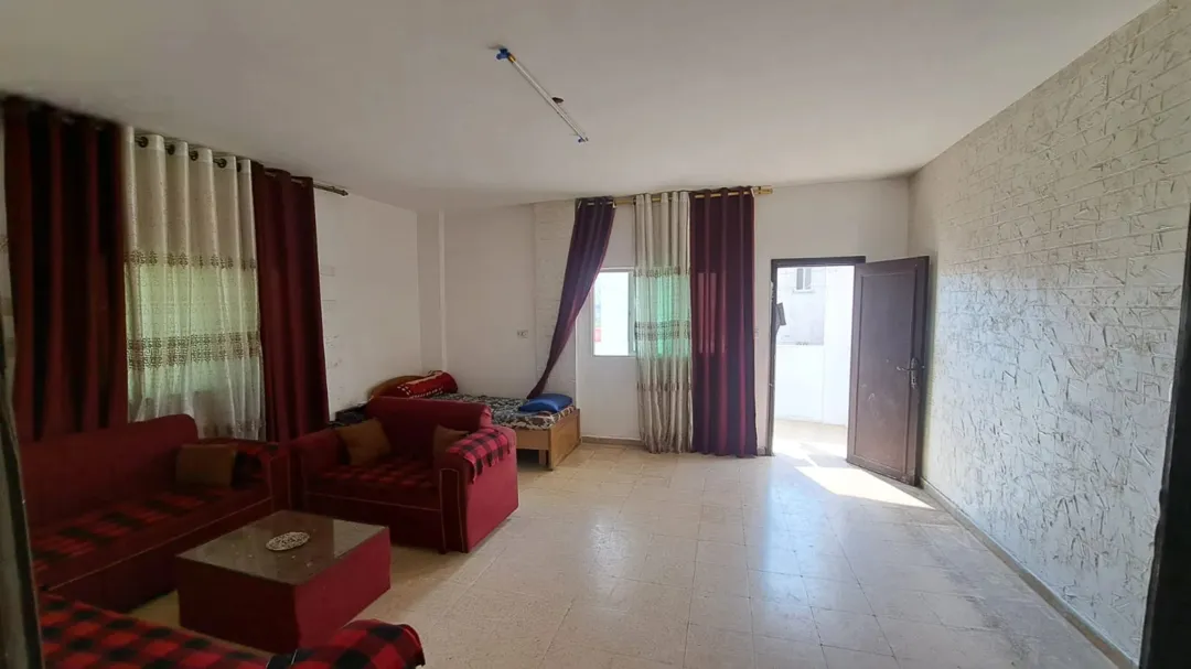 في 3طوابق بصالحية العابد ب56 بيت مستقل