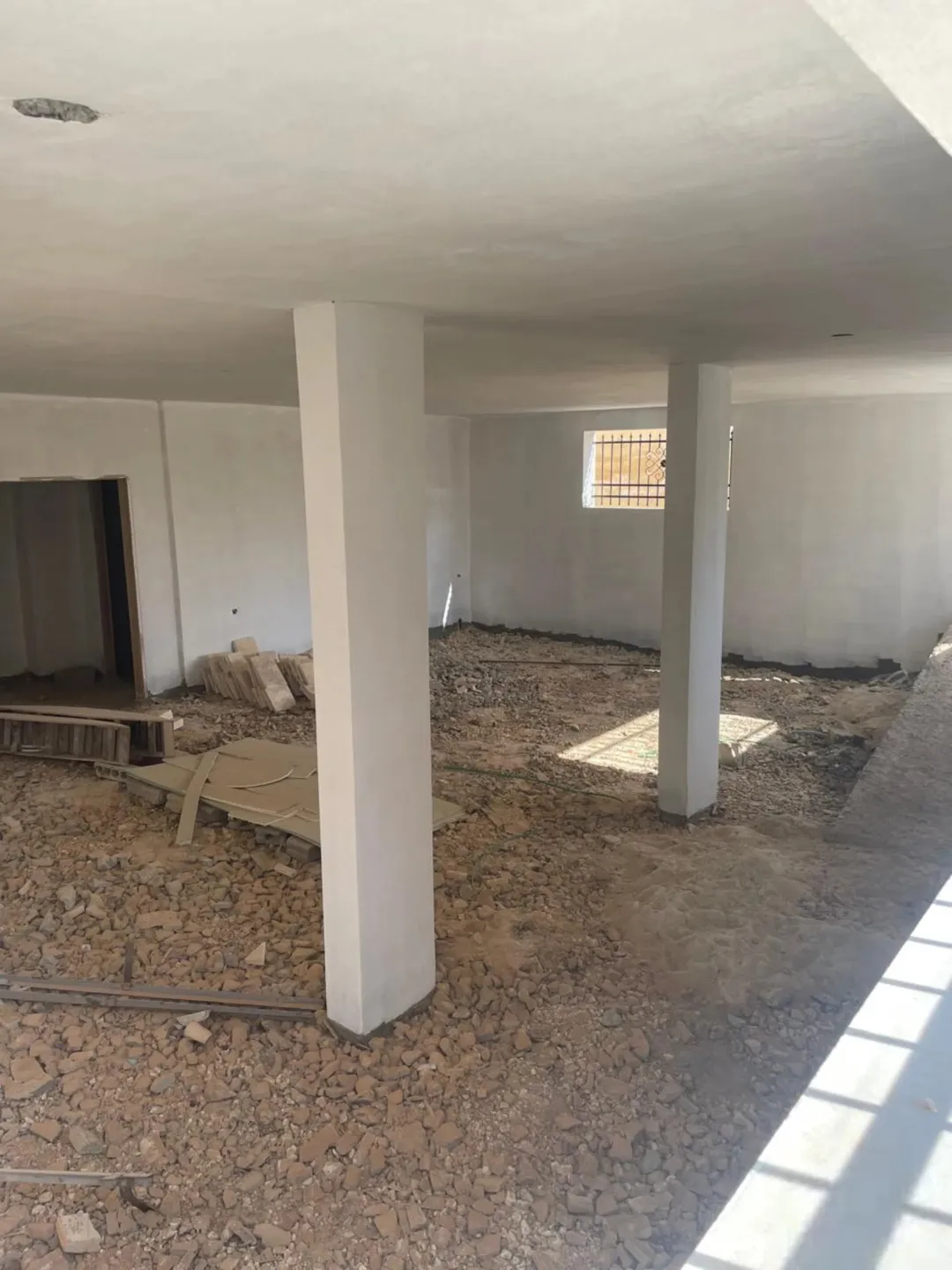فيلا للبيع في مادبا – حي المهندسين قيد الإنشاء