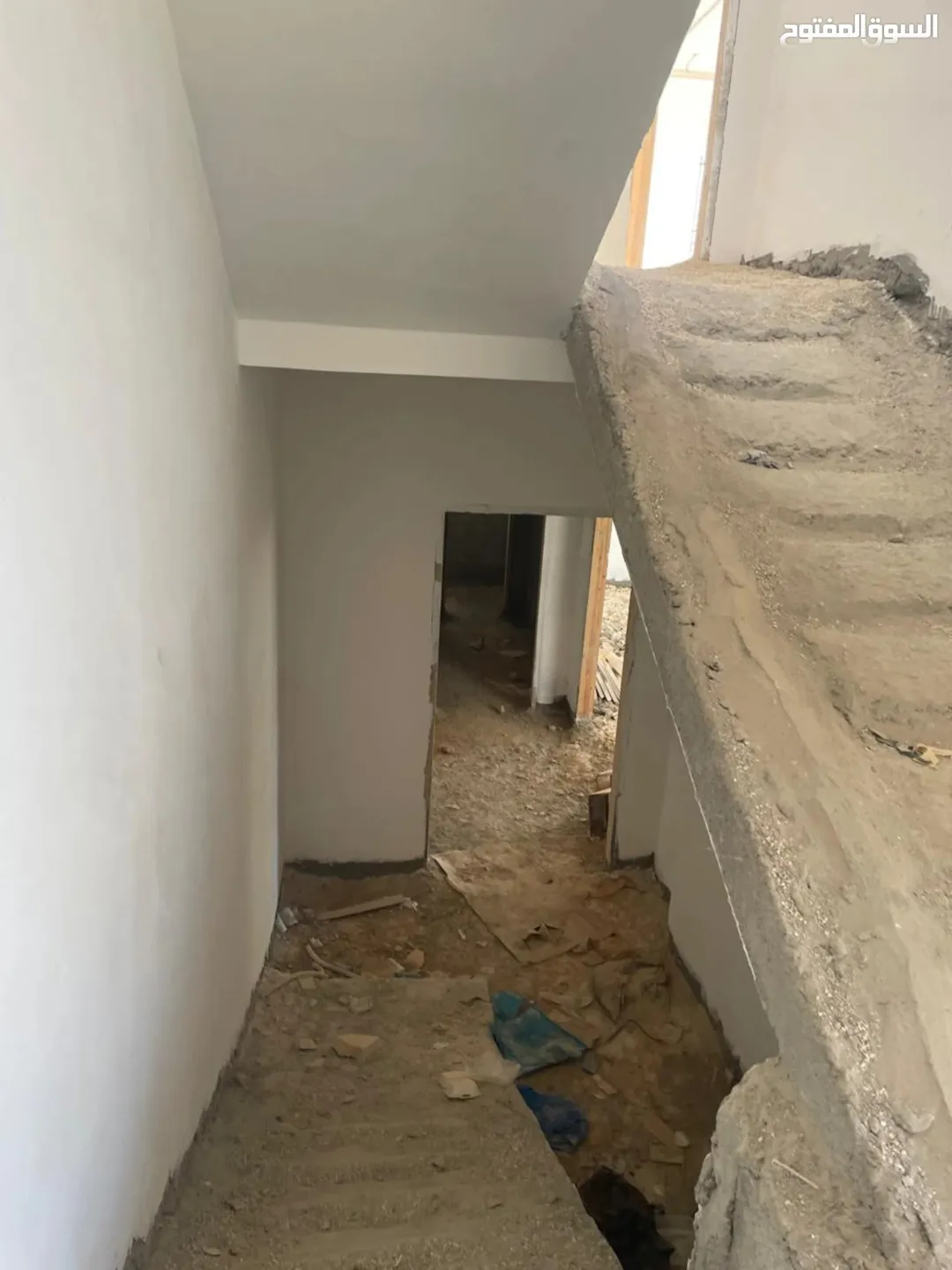 فيلا للبيع في مادبا – حي المهندسين قيد الإنشاء