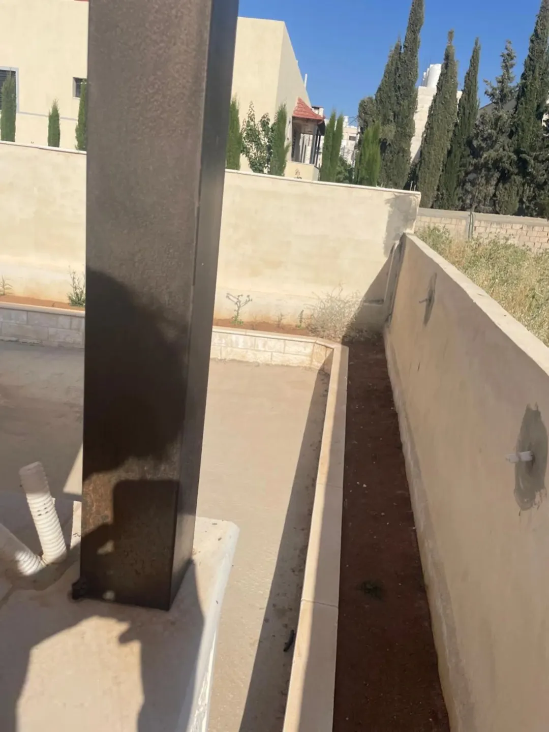 فيلا للبيع في مادبا – حي المهندسين قيد الإنشاء