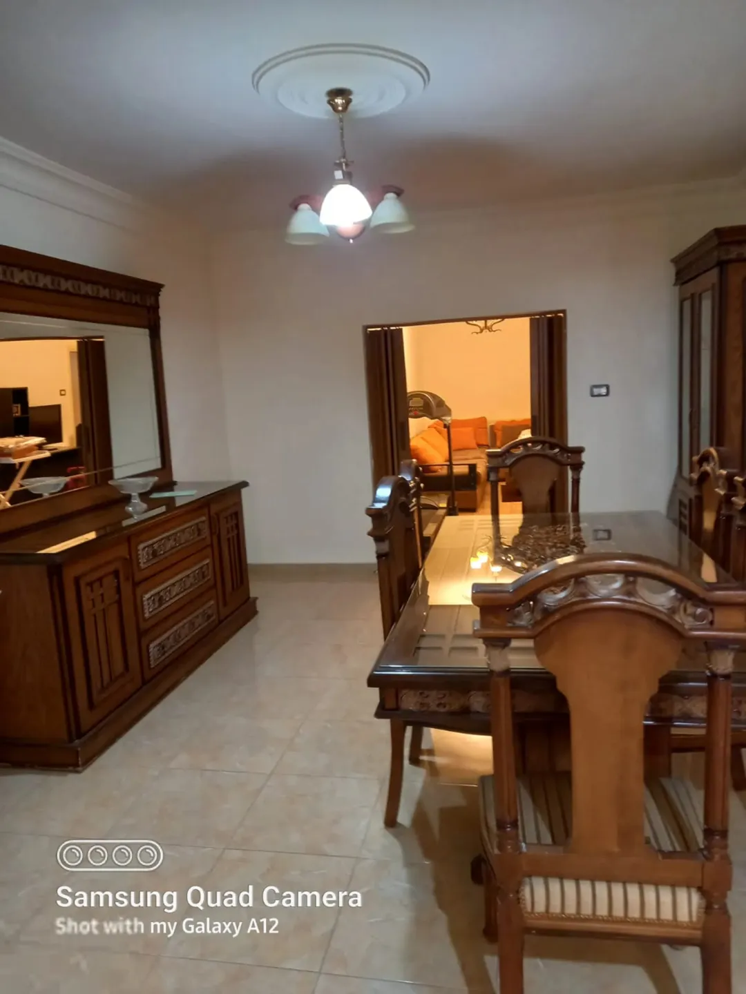 شقة فاخرة ضمن فيلا راقية إيجار شهري أو أسبوعي | ID 739026