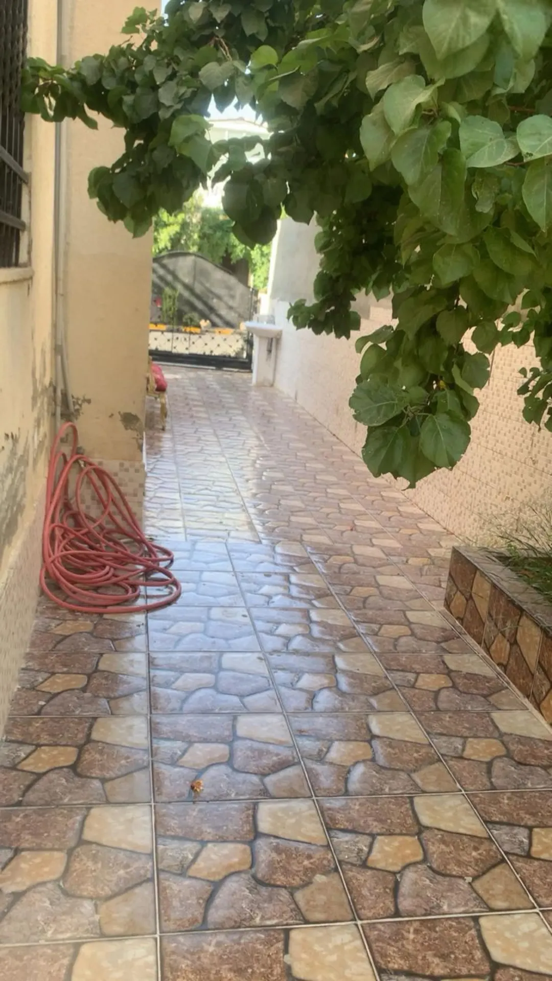 منزل طابقين للبيع في المستندة – عمان