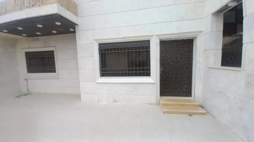 شقة فاخره للبيع بسعر مناسب في اجمل مناطق شفا بدران