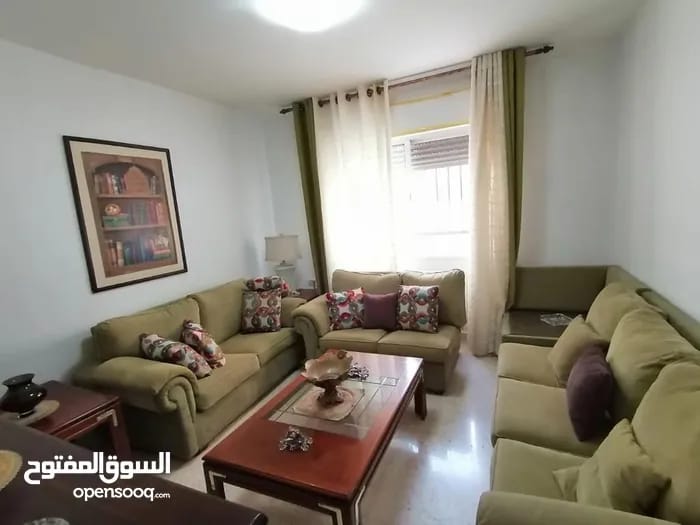 شقق مفروشة بالأسبوع في دير غبار