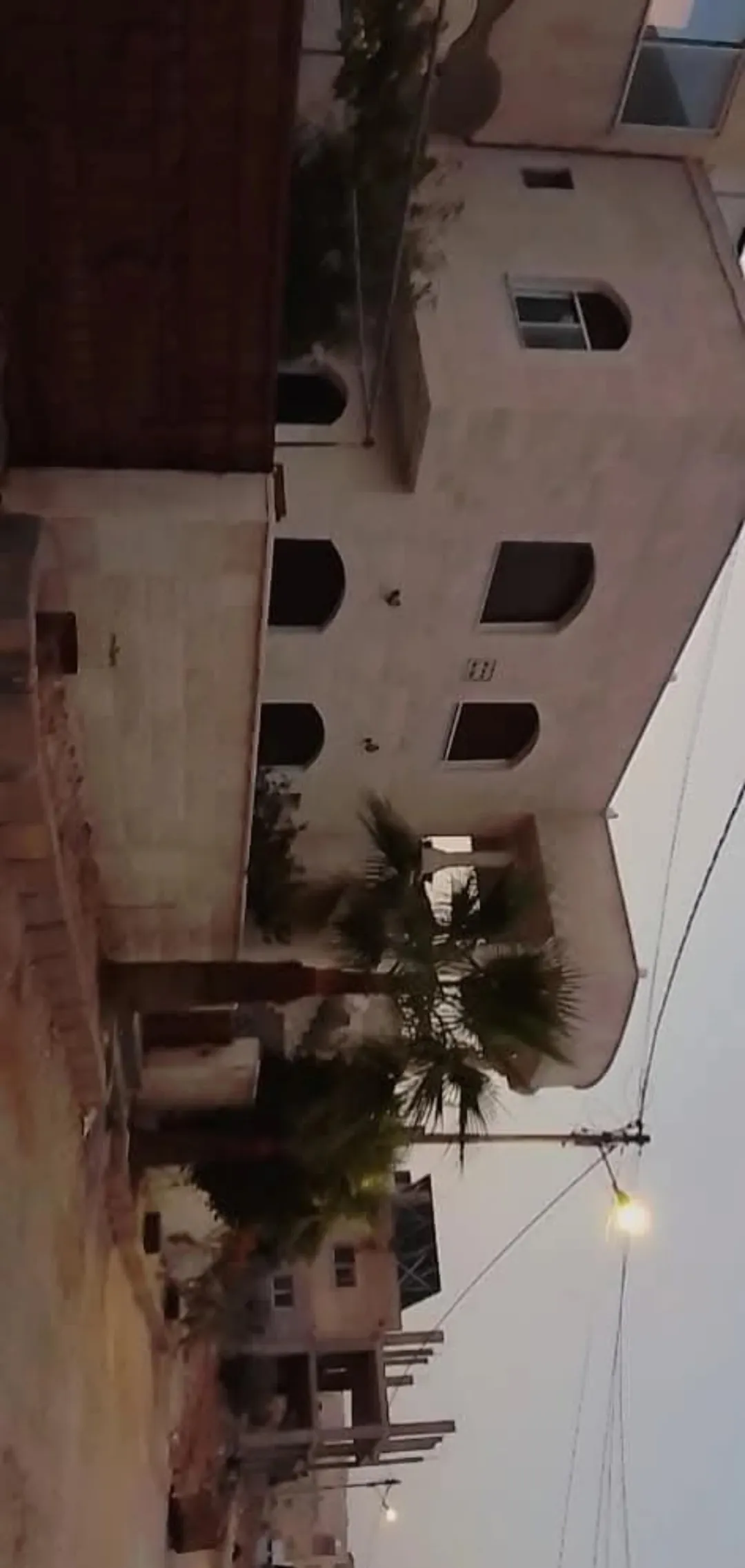 فيلا فاخرة للبيع في إربد – الحصن