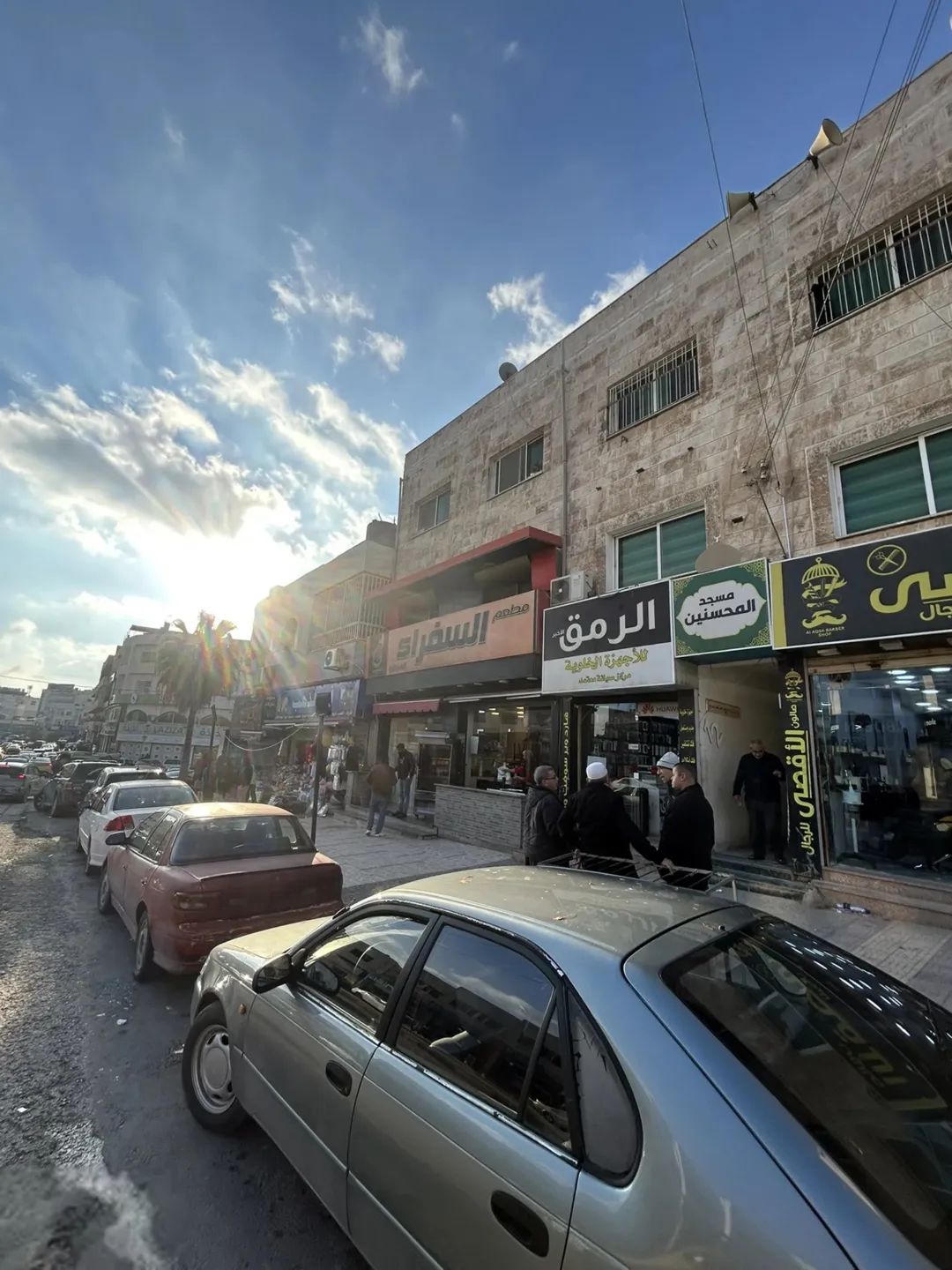 مجمع تجاري مميز للبيع في مرج الحمام