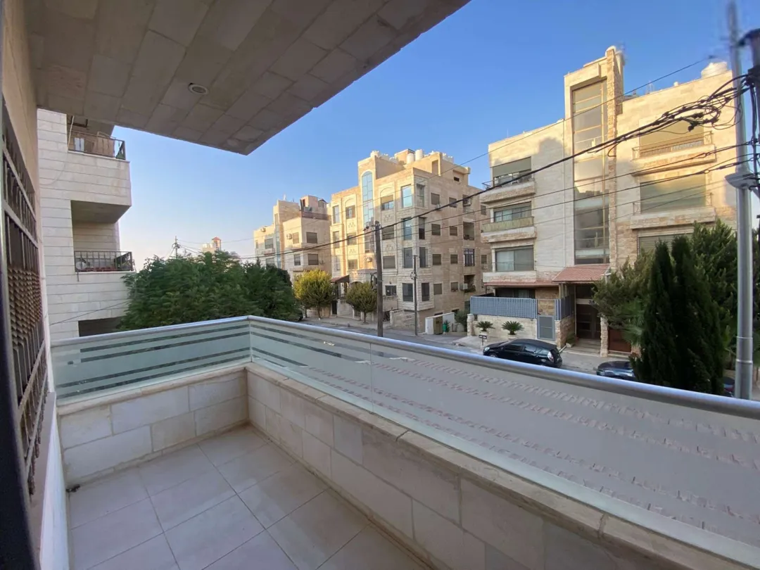 شقق يومية مفروشة في الجبيهة