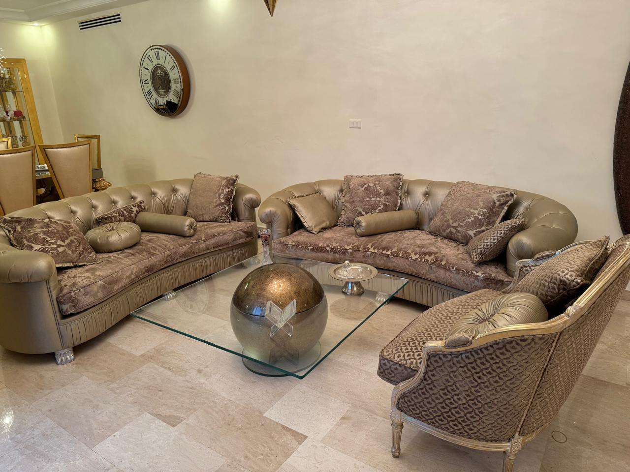 شقق سياحية مفروشة في دير غبار