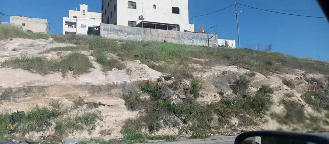 أرض سكنية مميزة للبيع في أم نوارة
