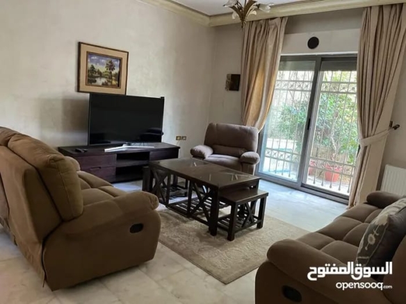 شقة مفروشة فاخرة للإيجار في دير غبار، عمان | ID 744357