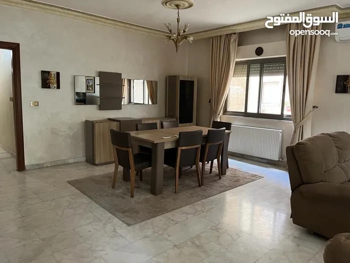 شقة مفروشة فاخرة للإيجار في دير غبار، عمان | ID 744357