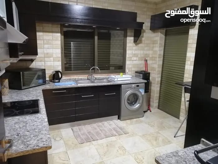 شقة مفروشة راقية للإيجار في دير غبار، عمان | ID 744390