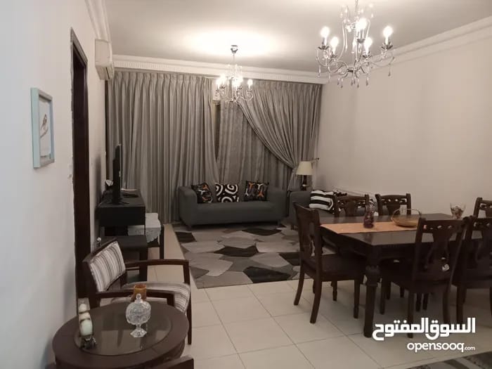شقة مفروشة فاخرة للإيجار في أم أذينة، عمان | ID 744525