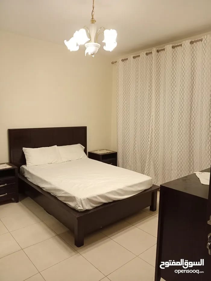 شقة مفروشة فاخرة للإيجار في أم أذينة، عمان | ID 744525