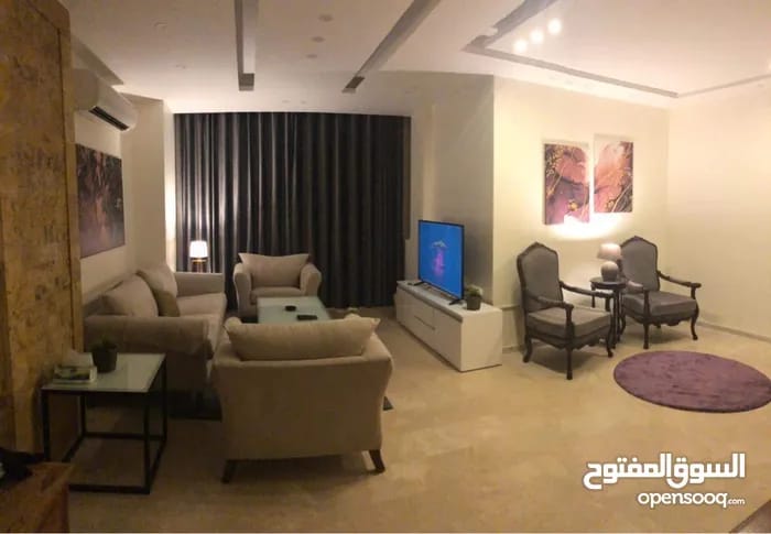 شقة مفروشة فاخرة للإيجار في أم أذينة، عمان | ID 744561