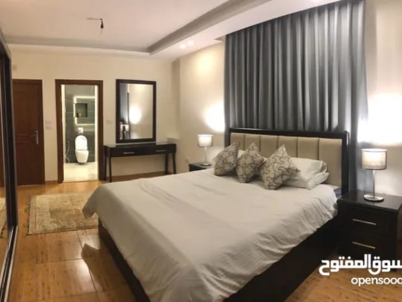 شقة مفروشة فاخرة للإيجار في أم أذينة، عمان | ID 744561