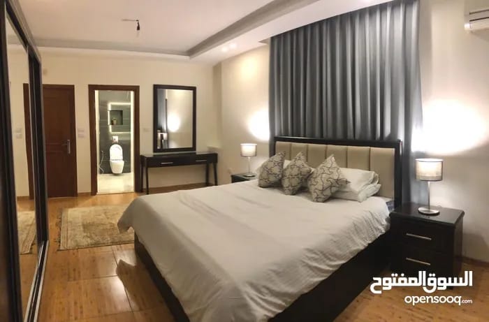 شقة مفروشة فاخرة للإيجار في أم أذينة، عمان | ID 744561