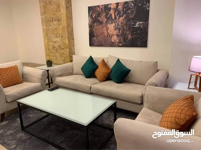 شقة مفروشة فاخرة للإيجار في أم أذينة، عمان | ID 744561