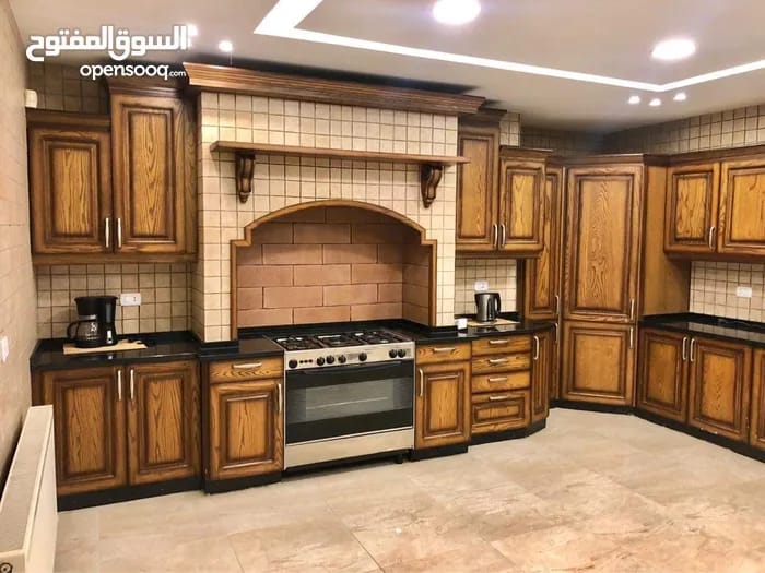 شقة مفروشة فاخرة للإيجار في أم أذينة، عمان | ID 744561