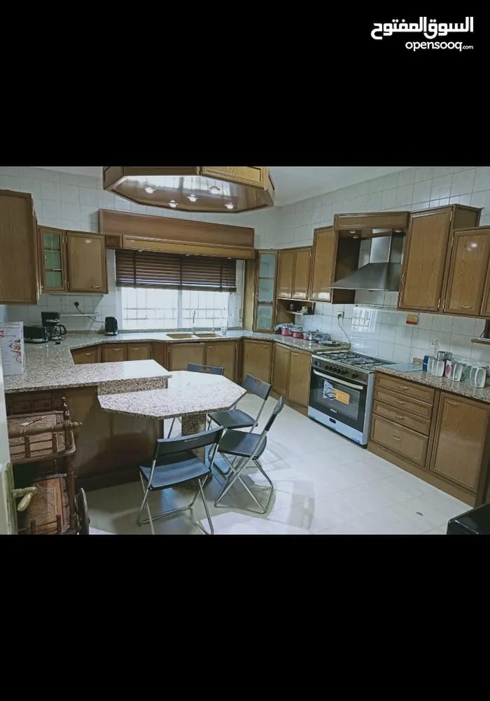 شقة مفروشة مميزة للإيجار في ضاحية الرشيد، عمان | ID 744736