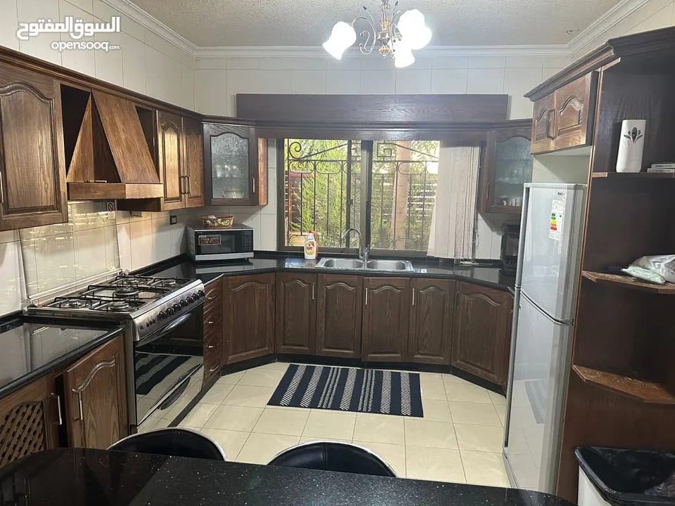 شقة مفروشة مميزة للإيجار في ضاحية الرشيد، عمان | ID 744764