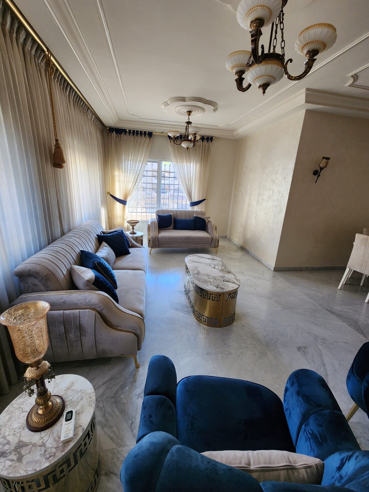 شقة مفروشة راقية للإيجار في صويفيه، عمان | ID 745572
