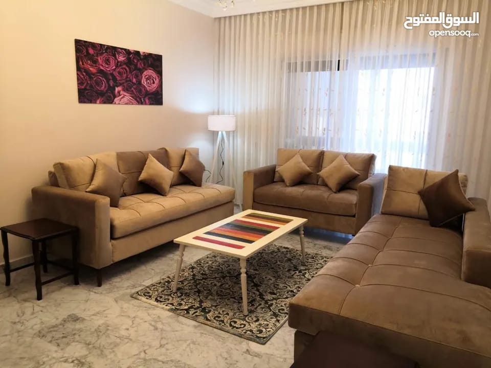 شقة مفروشة فاخرة للإيجار في دير غبار، عمان | ID 743550