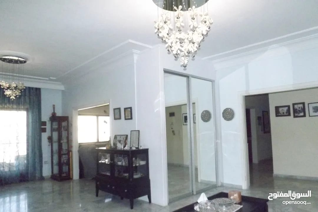 شقة مفروشة فاخرة للإيجار في أم أذينة – عمان | ID 743482