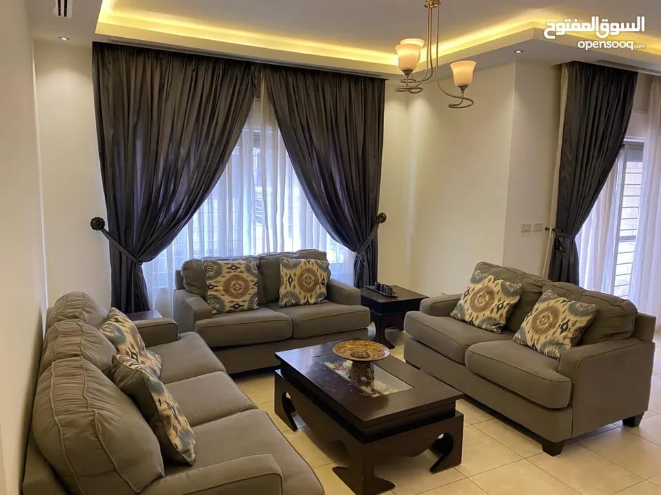 شقة مفروشة مميزة للإيجار في الصويفية، عمان | ID 742438