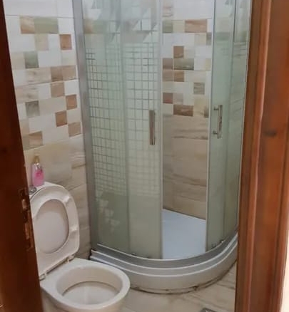 شقة مفروشة مميزة للإيجار في الجبيهة، عمان