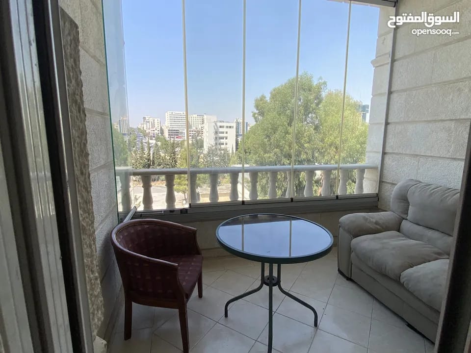 شقة مفروشة للإيجار في شميساني، عمان | ID 742081