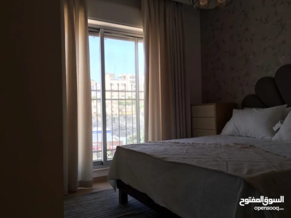 شقة مفروشة فاخرة للإيجار في الدوار الخامس – عمان | ID 741275