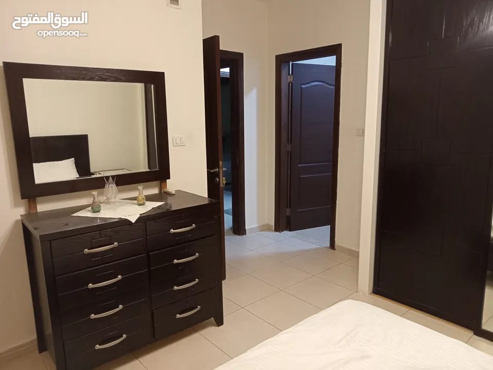 شقة مفروشة للإيجار في أم أذينة، عمان | ID 742351