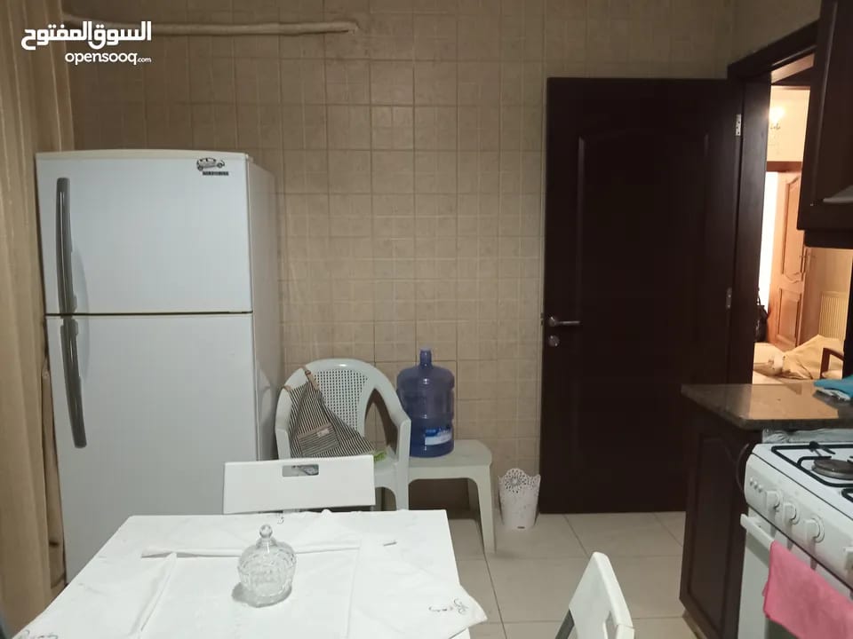 شقة مفروشة للإيجار في أم أذينة، عمان | ID 742351
