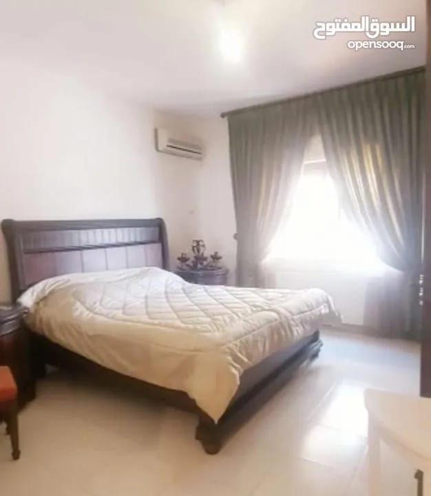 شقة مفروشة فاخرة للإيجار في دير غبار، عمان | ID 742974
