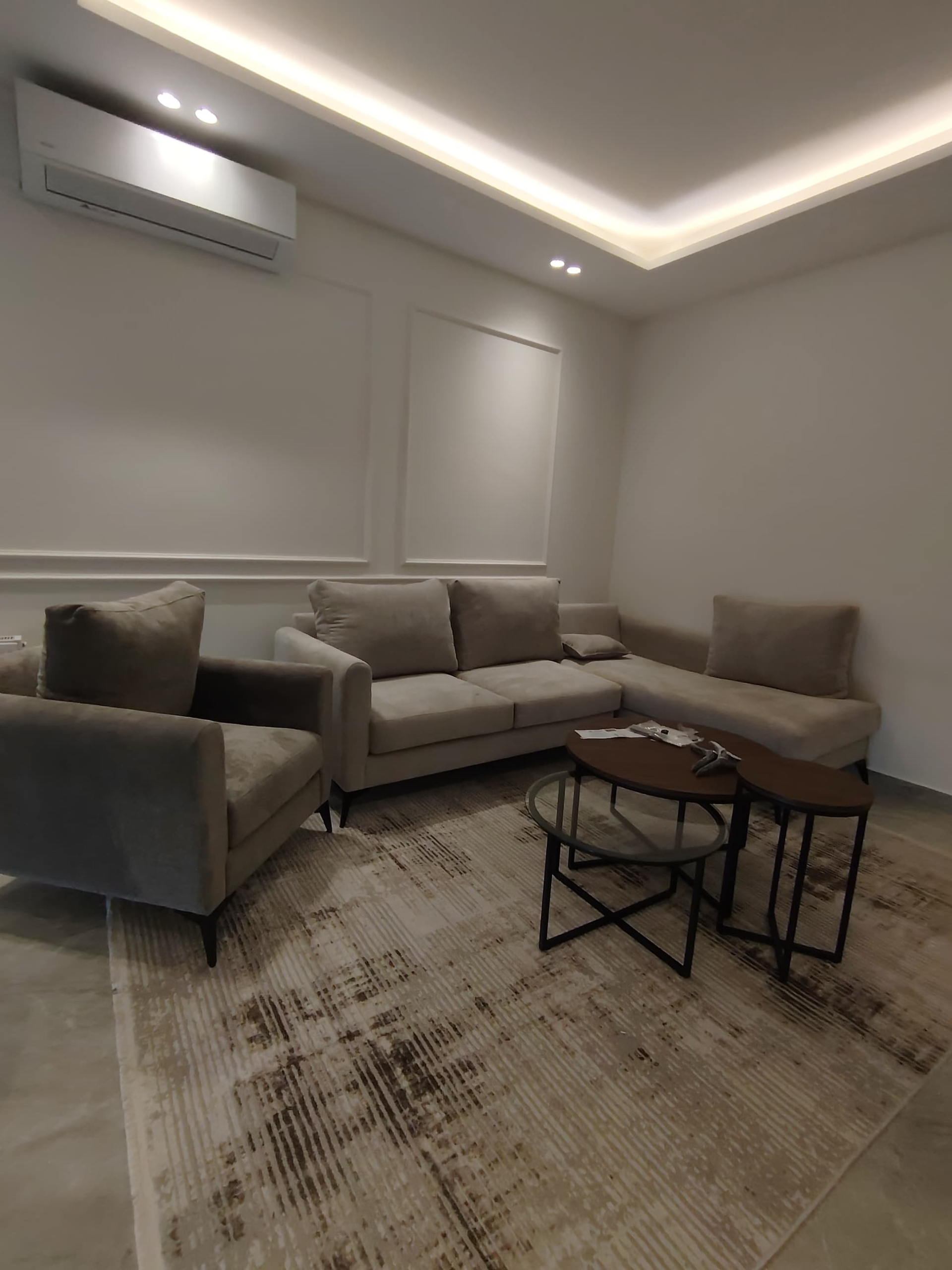 شقة مميزة للإيجار في دير غبار – موقع راقٍ