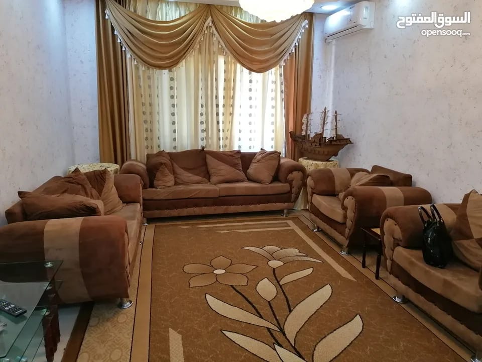 إيجار يومي مفروش في الجبيهه