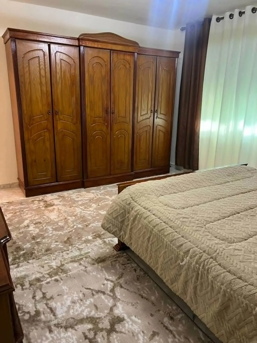 إقامة يومية مفروشة في الجبيهة
