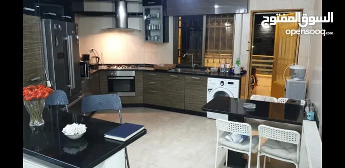 شقة مفروشة فاخرة للإيجار في ضاحية الرشيد – عمان | ID 744784