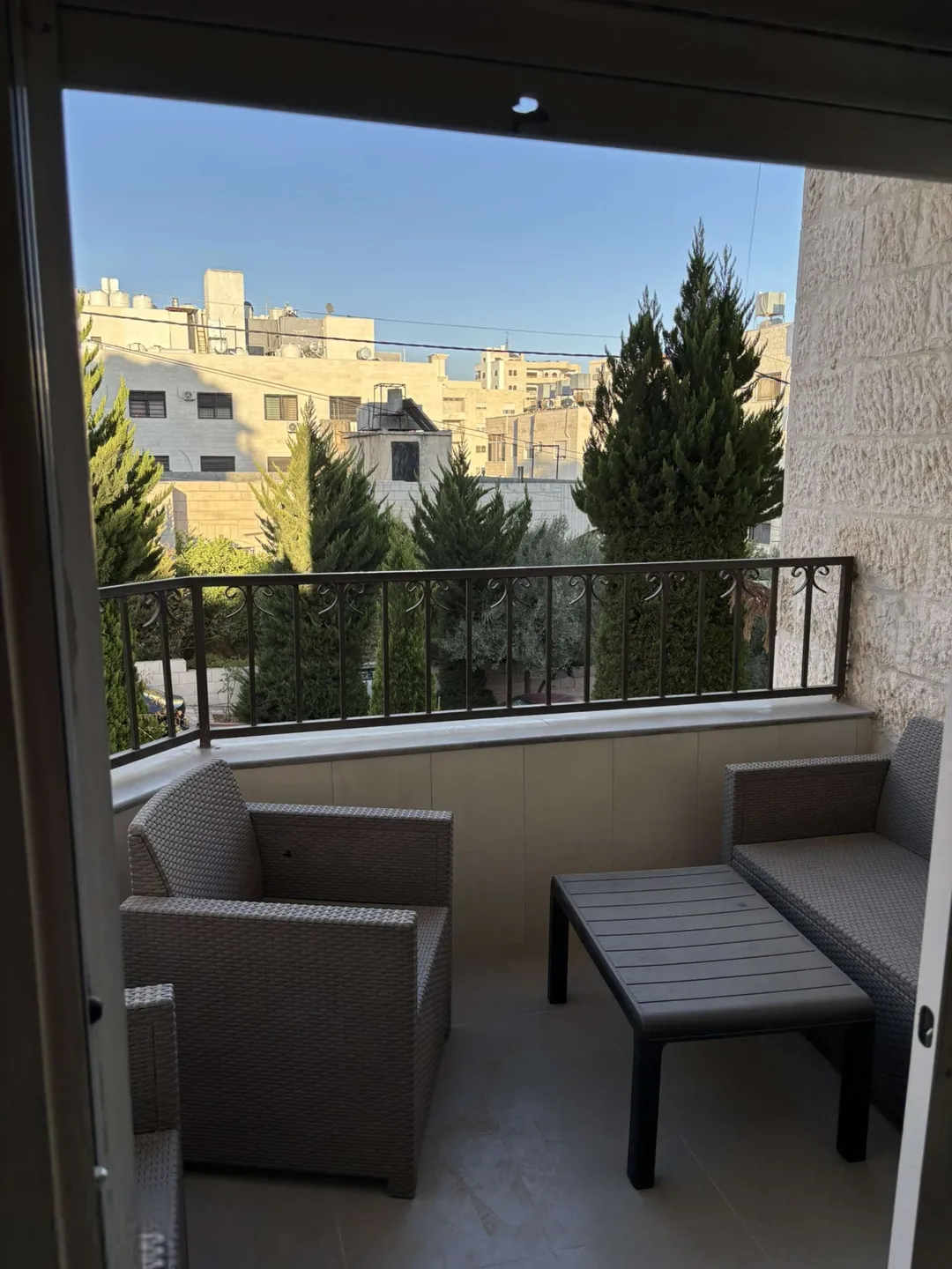 إيجار يومي مفروش في خلدا