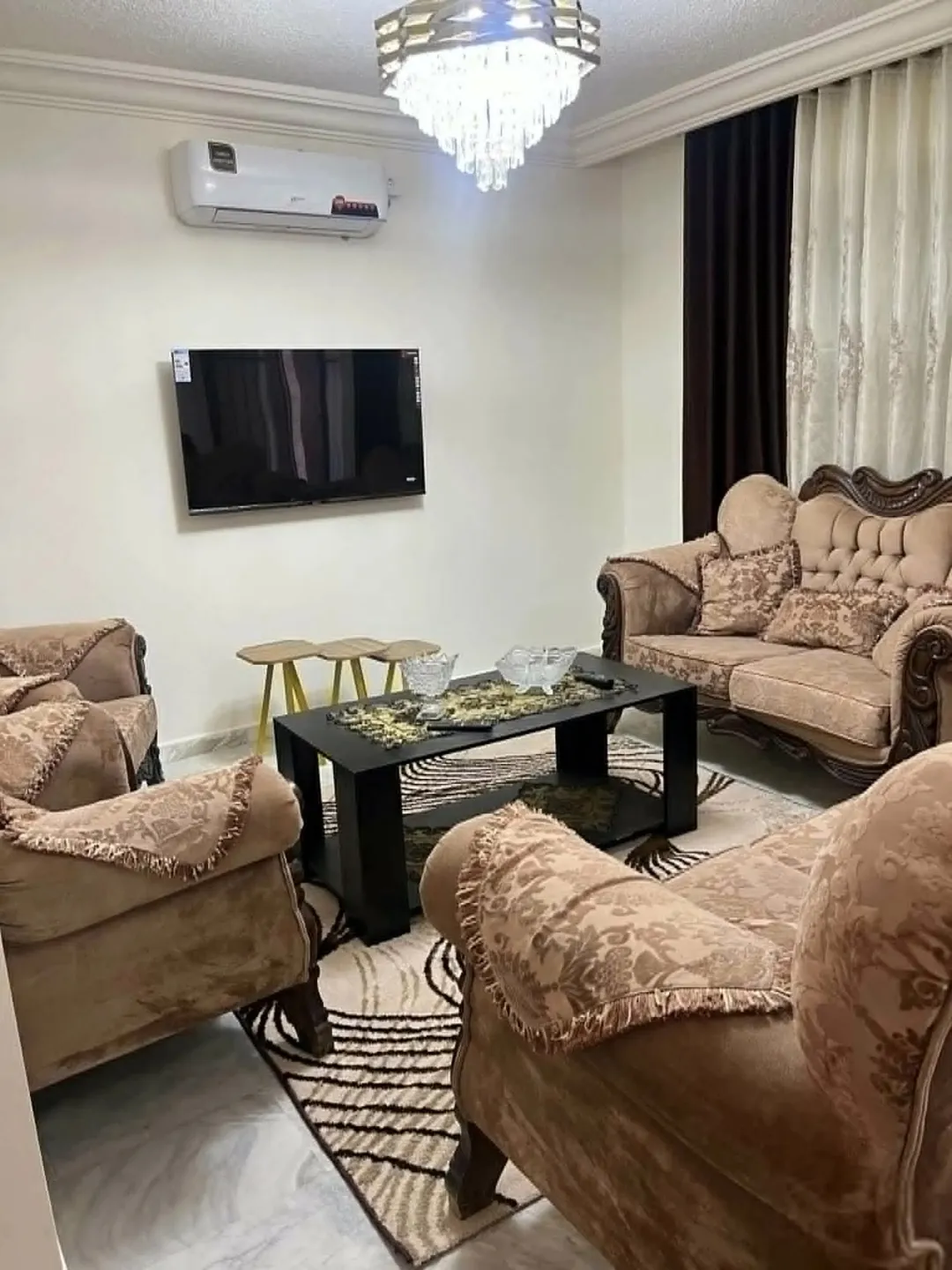 شقق يومية مفروشة في الجبيهة