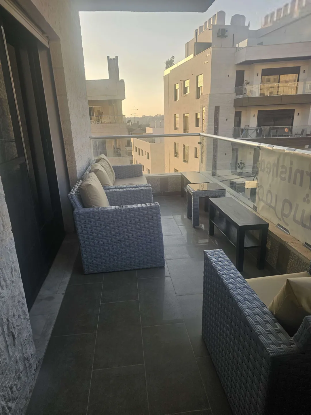 شقق فندقية مفروشة في ام اذينة