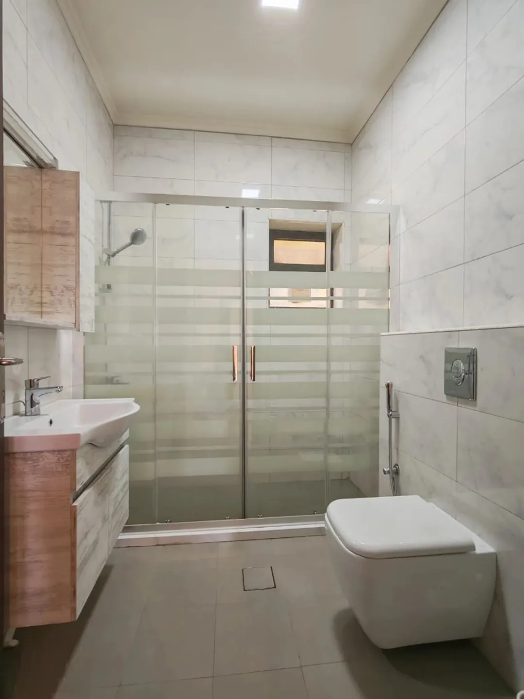 شقق قصيرة المدى في ام اذينة