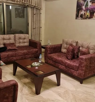 شقه فاخره مفروشه للايجار في دير غبار – عمان الاردن | ID 724595