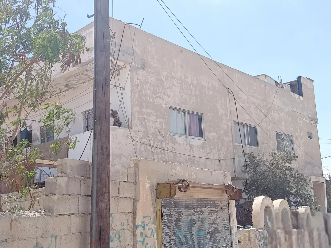 منزل سكني للبيع في الزرقاء – جبل طارق