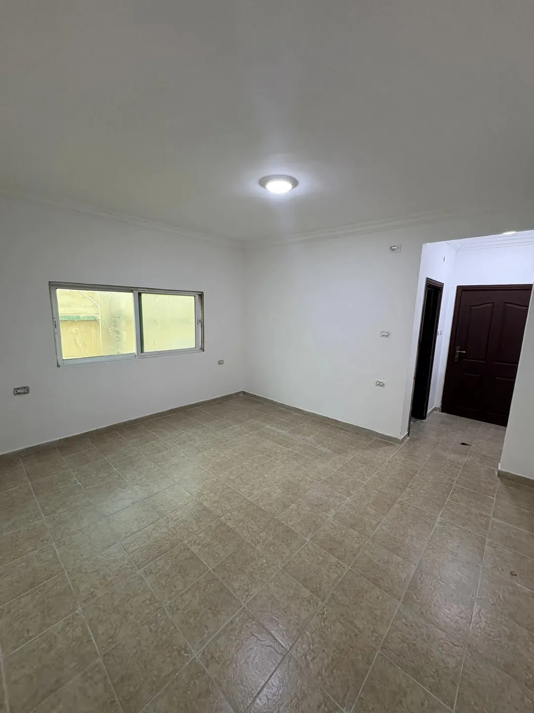 شقة مميزة للبيع في جبل طارق – الزرقاء