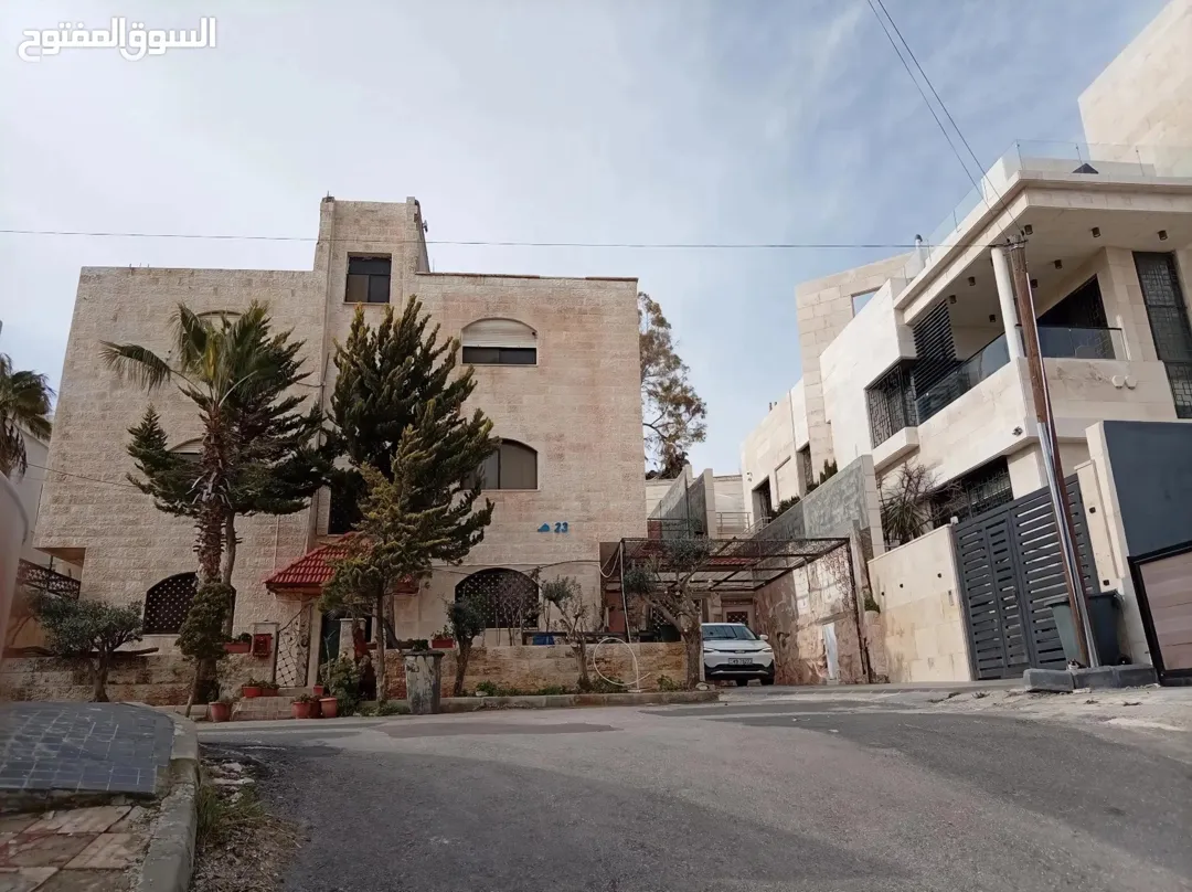 عمارة فاخرة للبيع في دابوق